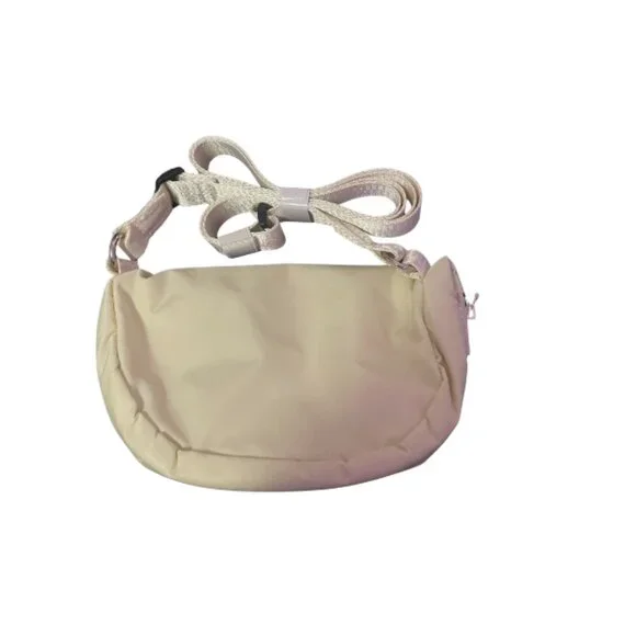 Lululemon Light Ivory/Black All Night Festival Bag (Micro 2L) Gift Ideas - Picture 6 of 6